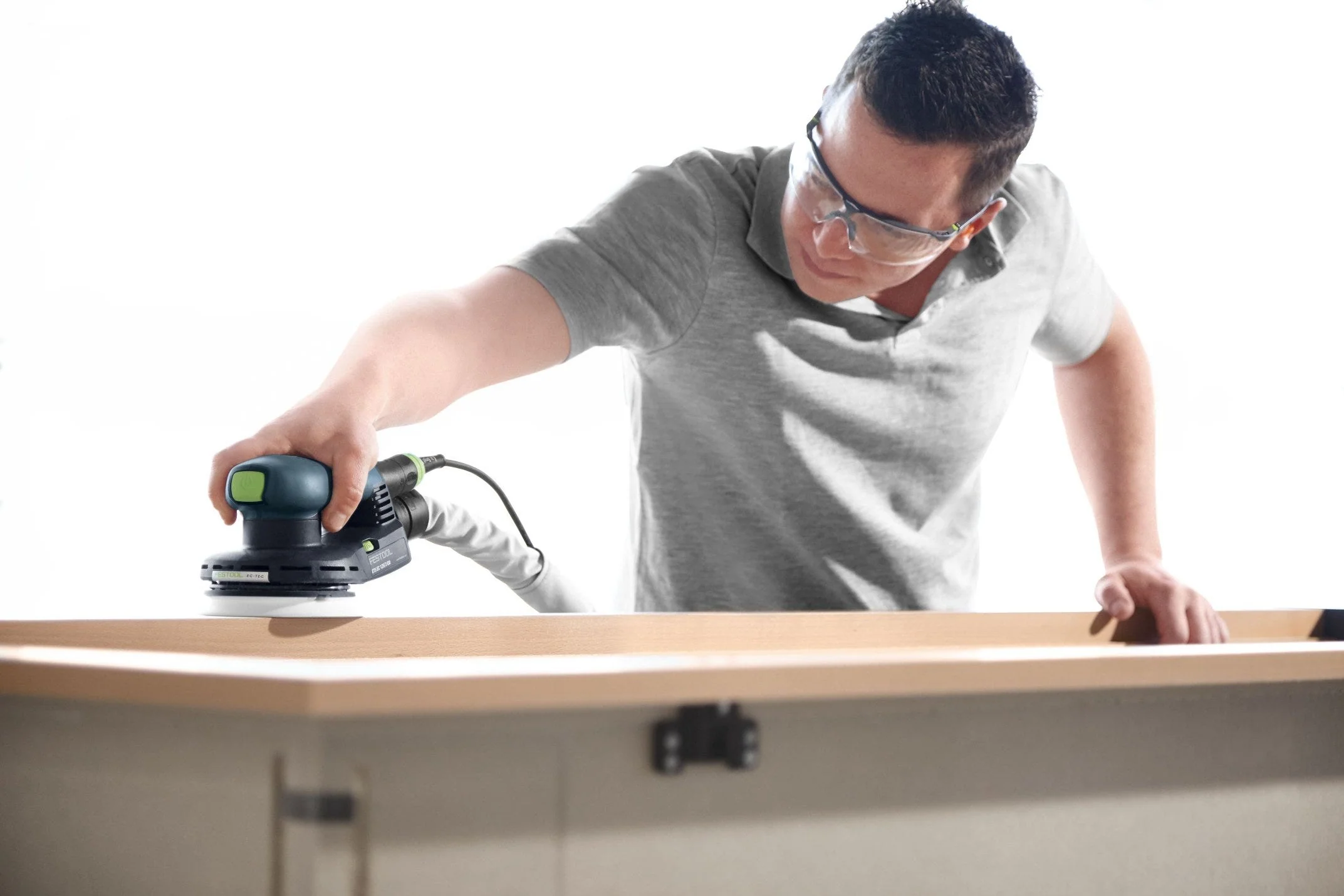 Festool ETS EC 125/3 EQ-Plus 125mm (5") Compact Brushless Finish Sander Set w/ Granat Abrasive Value Set Systainer - Image 7
