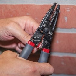 Klein Tools 1019 Klein-Kurve Wire Stripper / Crimper / Cutter Multi Tool - Image 8