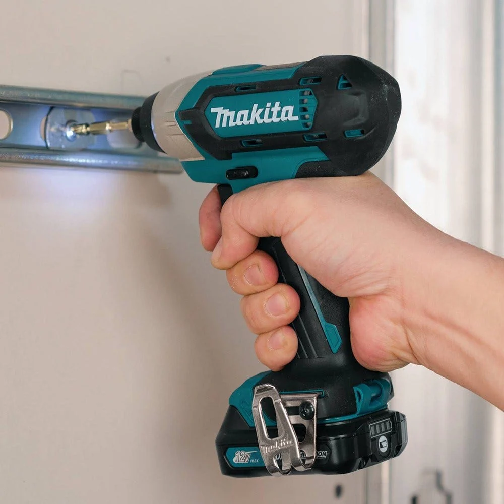 Makita DT03R1 12V max CXT Lithium-Ion Cordless Impact Driver Kit (2.0Ah) - Image 5