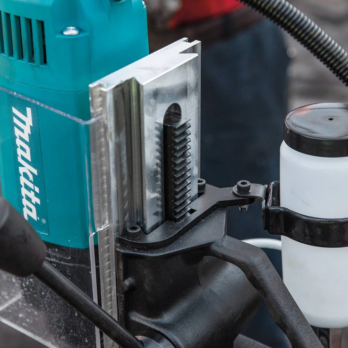 Makita HB350 1-3/8-in Magnetic Drill - Image 18