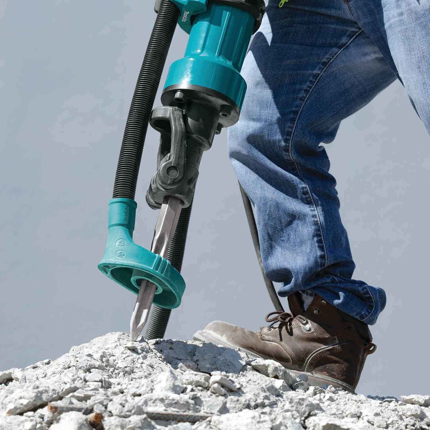 Makita HM1812X3 70 lb. Advanced AVT Breaker Hammer, accepts 1-1/8" Hex bits - Image 7