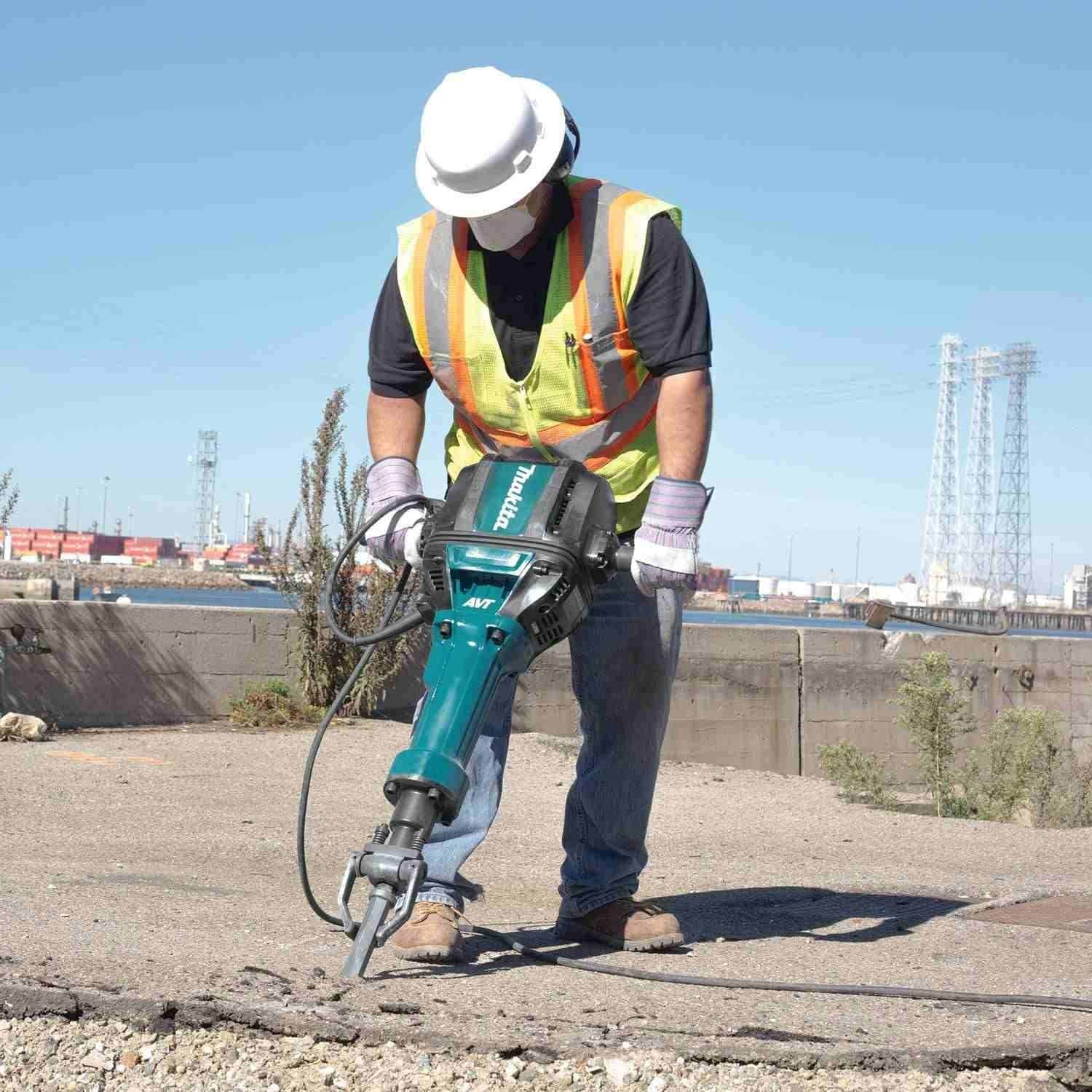 Makita HM1812X3 70 lb. Advanced AVT Breaker Hammer, accepts 1-1/8" Hex bits - Image 9
