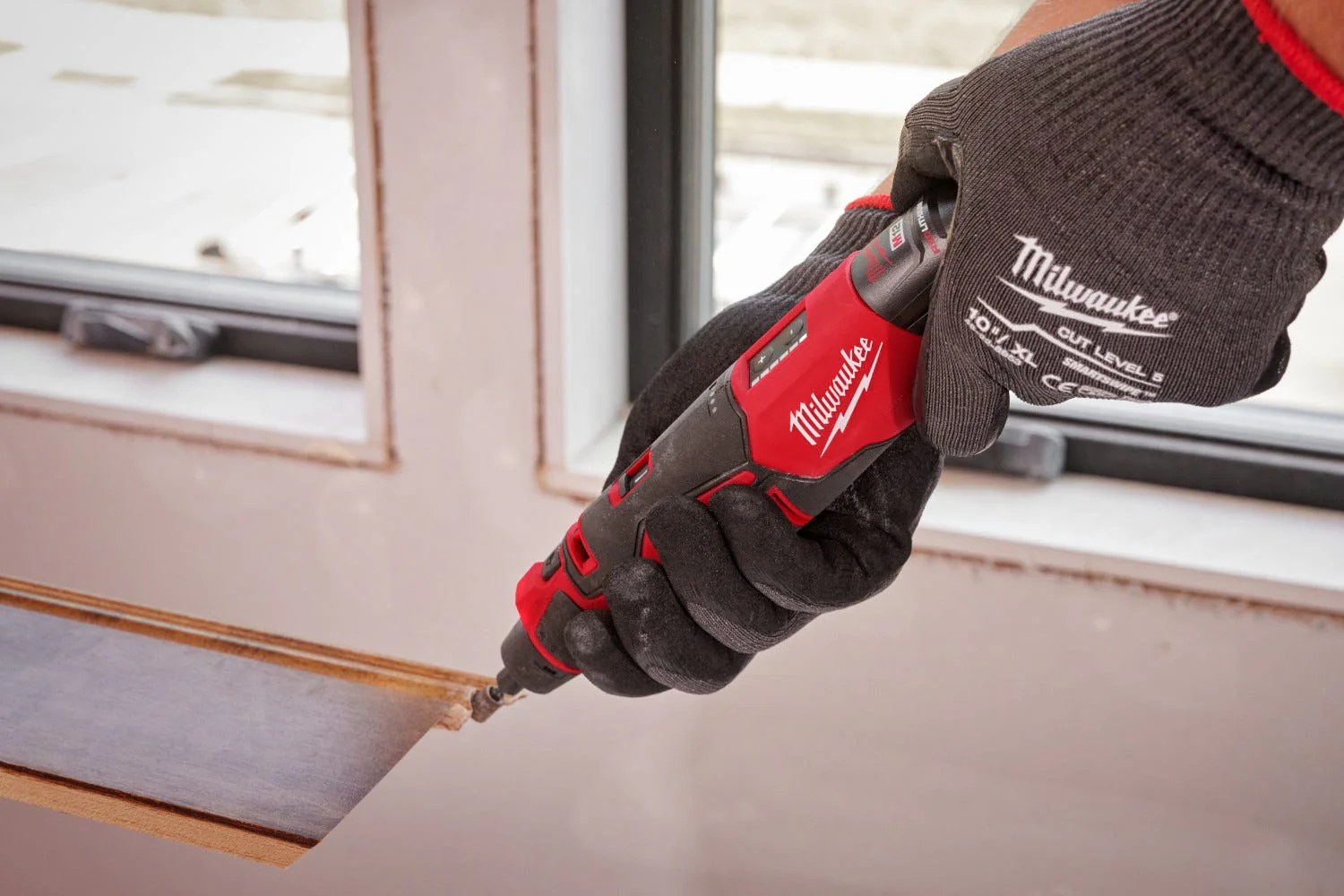 Milwaukee 2525-21 M12 Brushless Rotary Tool Kit - Image 3